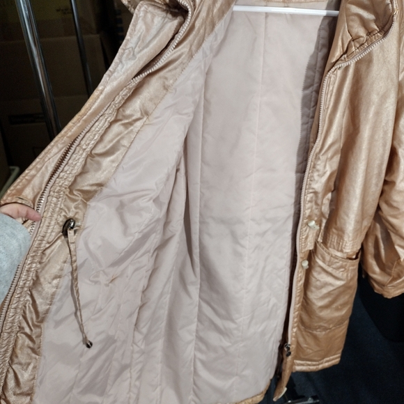 Bernardo Women's Bronze Jacket - Picture 4 of 15